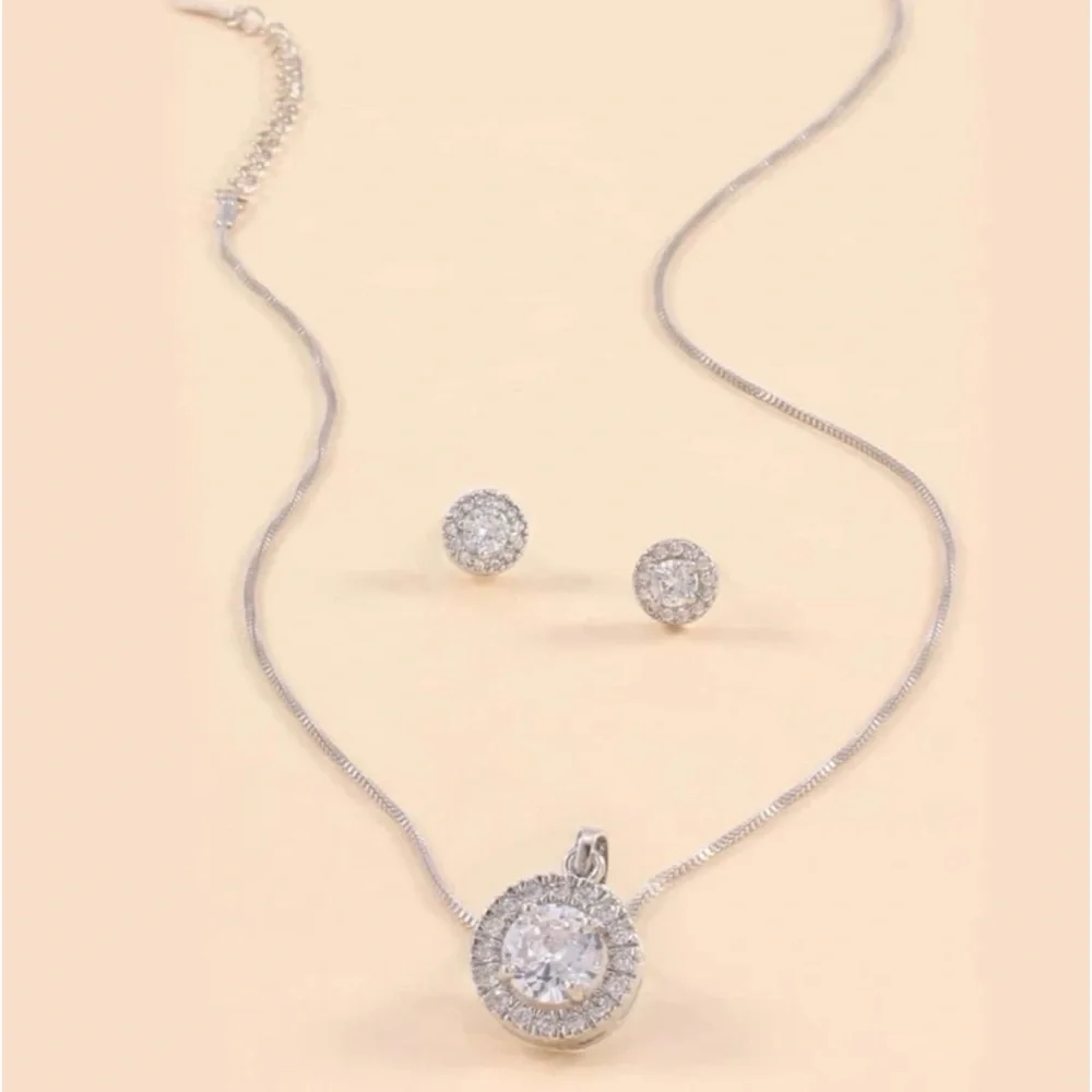 Diamond Jewelry Set - Picture 1 of 5